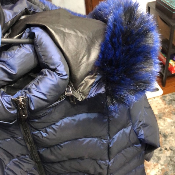 Winter jacket - Picture 3 of 5